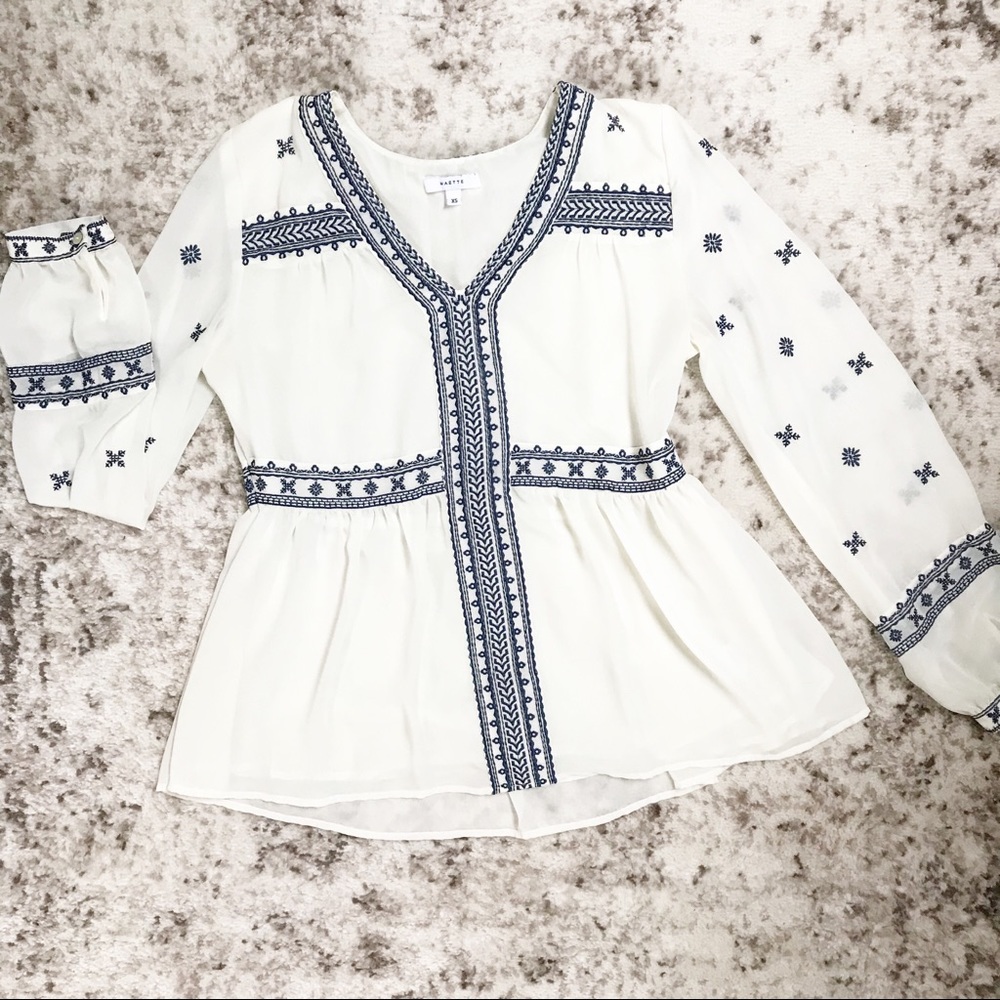 Women’s long sleeve top empire fit